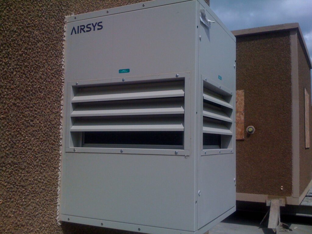 Aplicação do sistema Free Cooling em abrigos de telecomunicações e shelters.