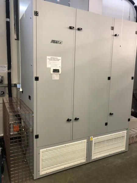 Processo de evaporação adiabática em sistema AIRSYS Free Cooling-AD.